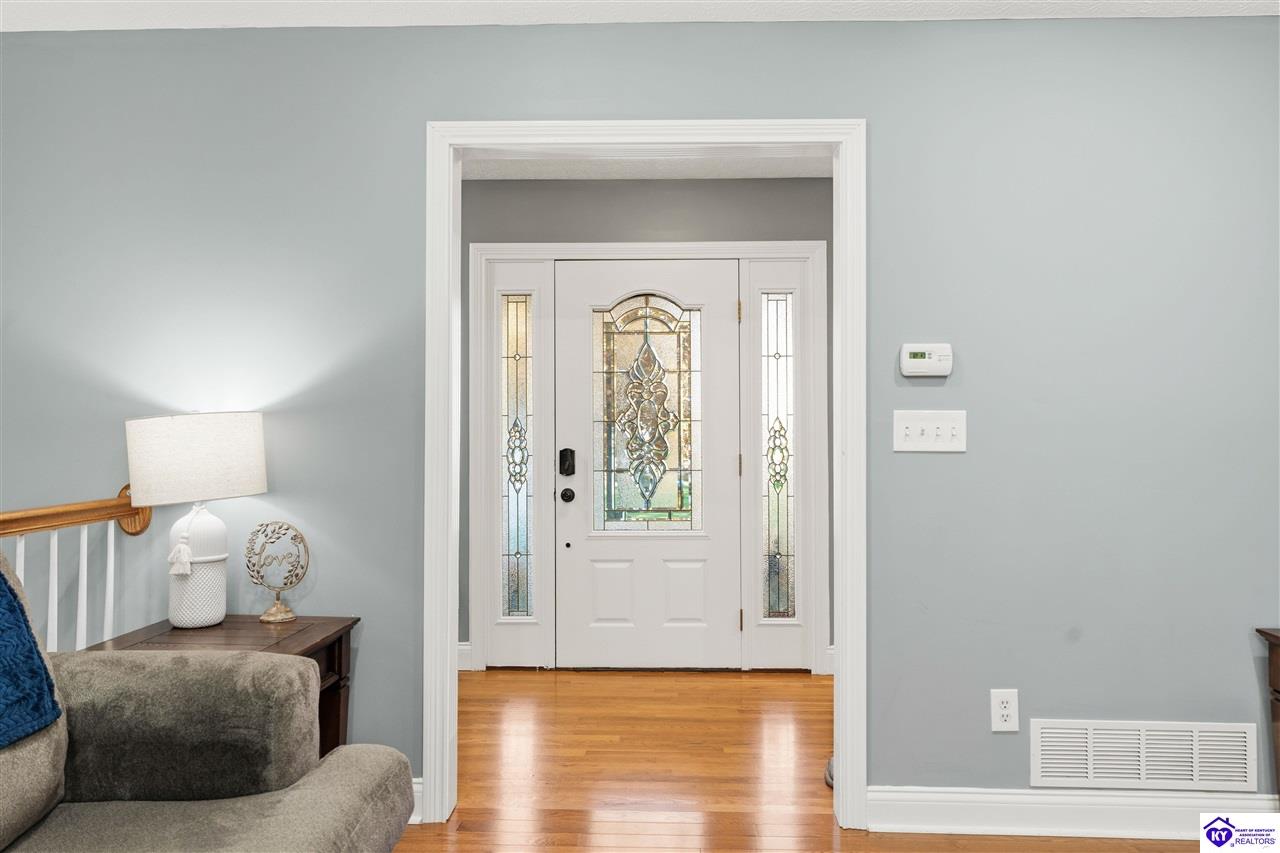310 Catbird Road Property Photo 17