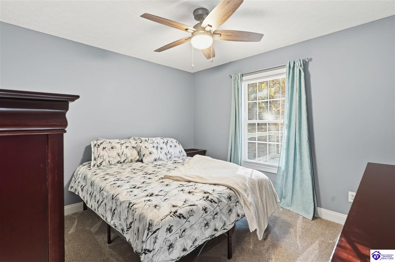 310 Catbird Road Property Photo 19
