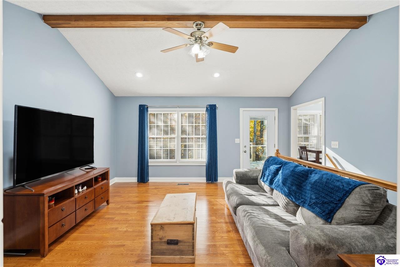 310 Catbird Road Property Photo 23