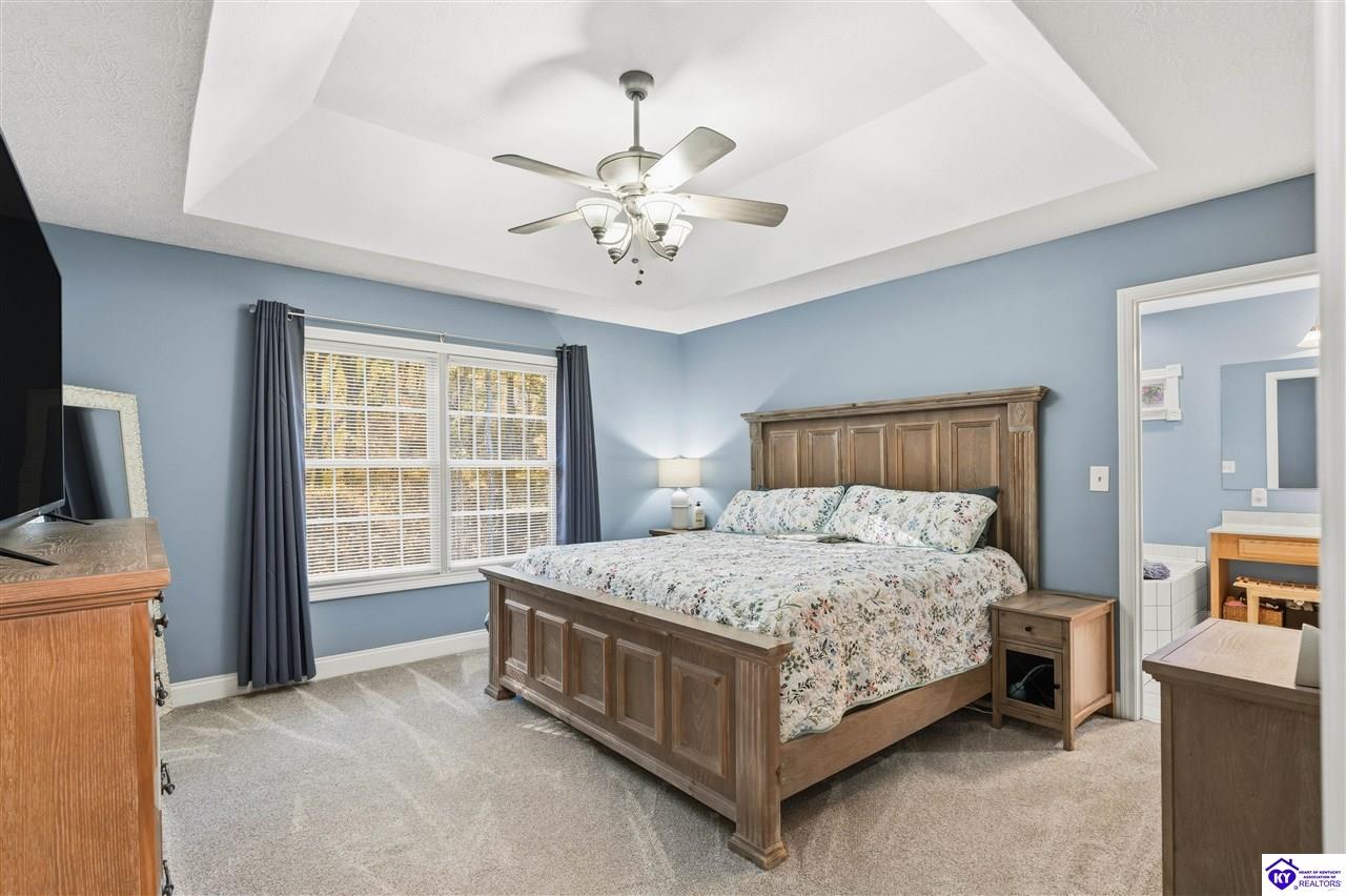 310 Catbird Road Property Photo 28