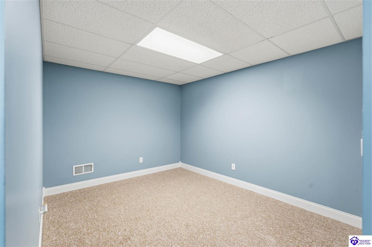 310 Catbird Road Property Photo 38