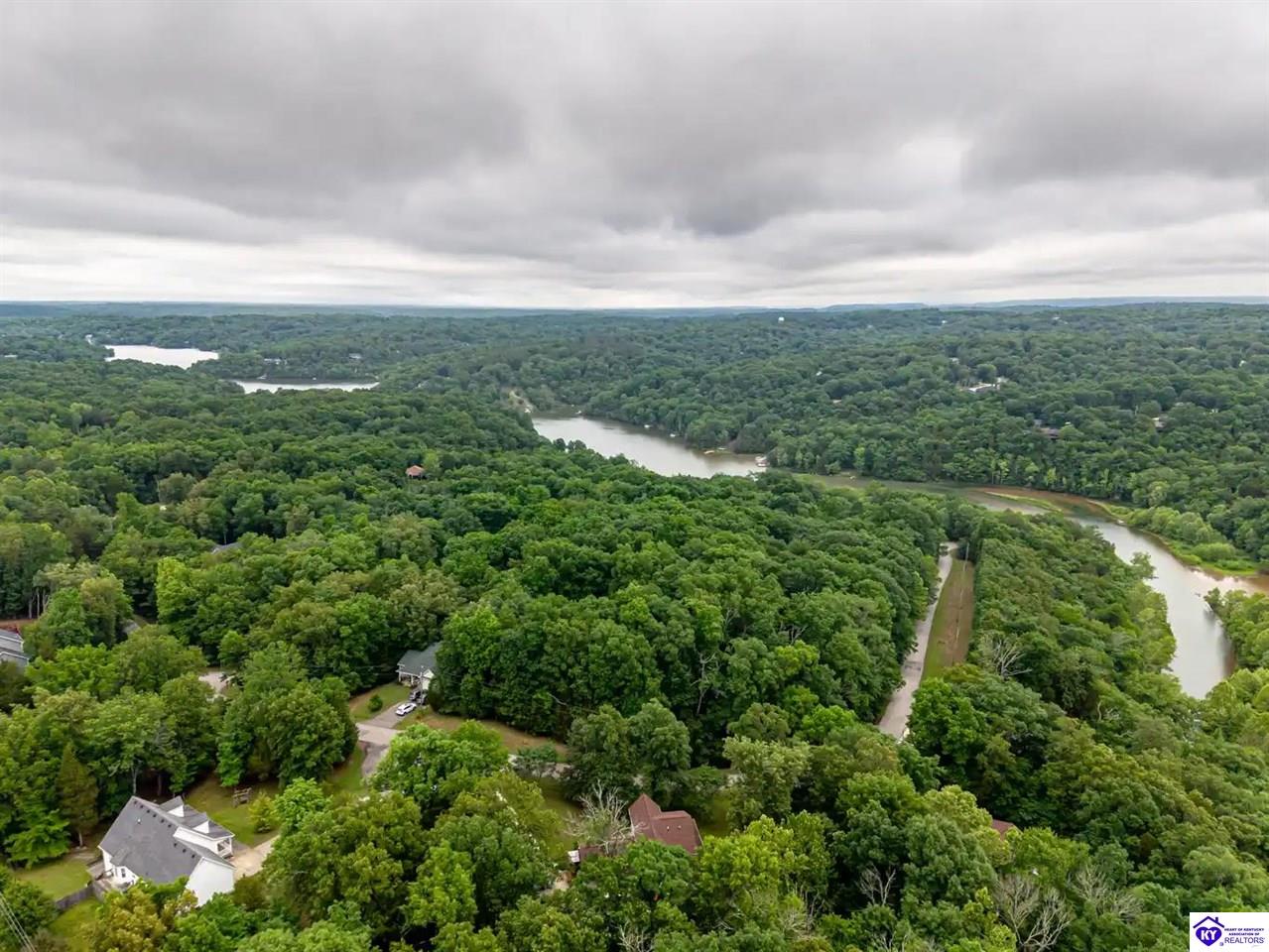 310 Catbird Road Property Photo 45