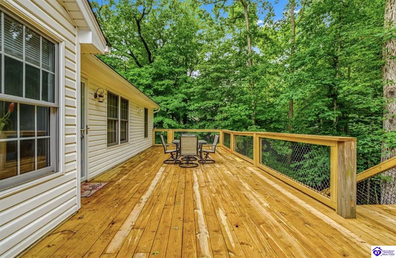 310 Catbird Road Property Photo 49