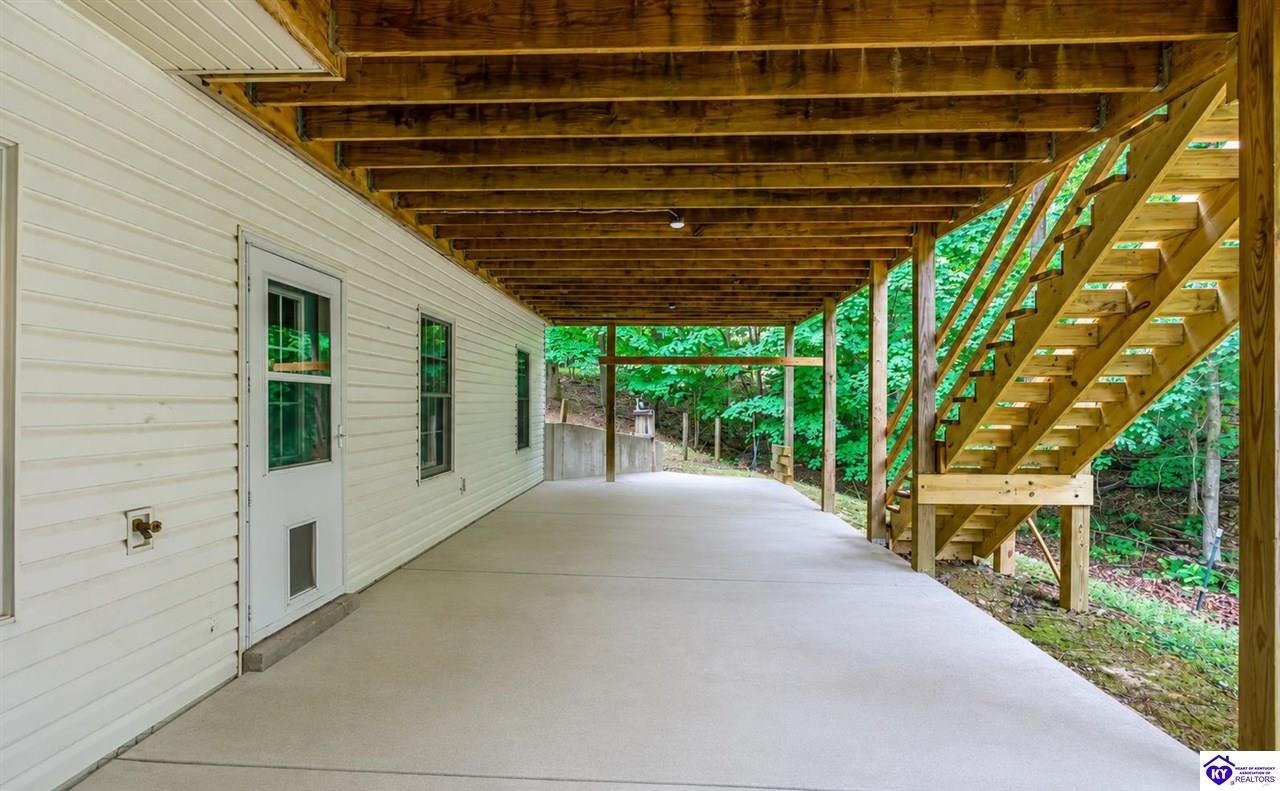 310 Catbird Road Property Photo 55