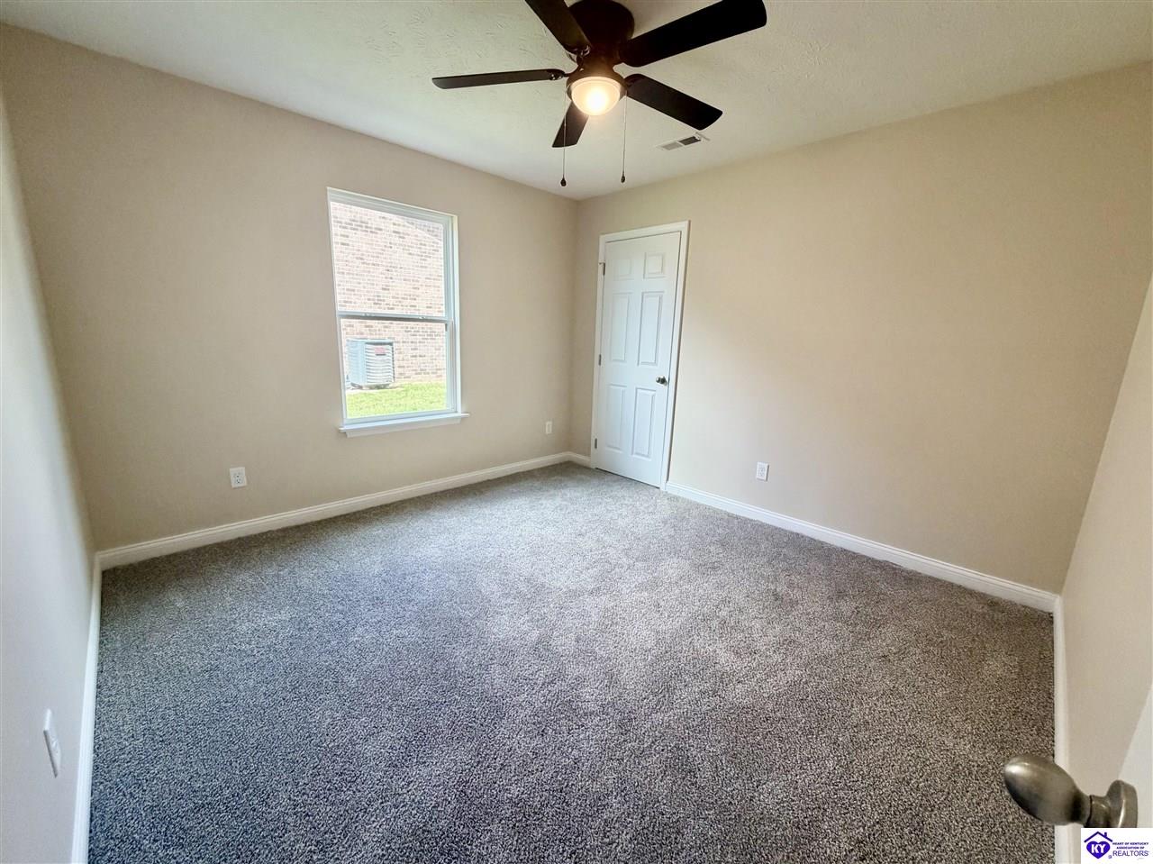 338 Breckinridge Circle Property Photo 4