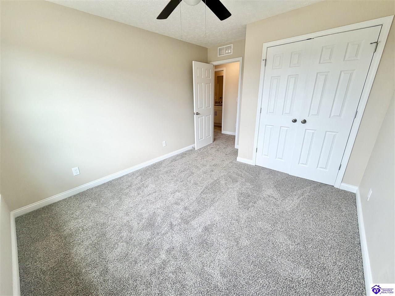 345/347 Breckinridge Circle Property Photo 7