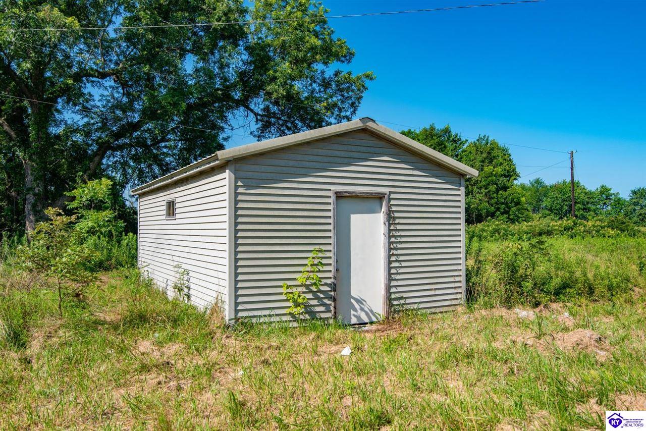 1099 Spurrier Road Property Photo 11