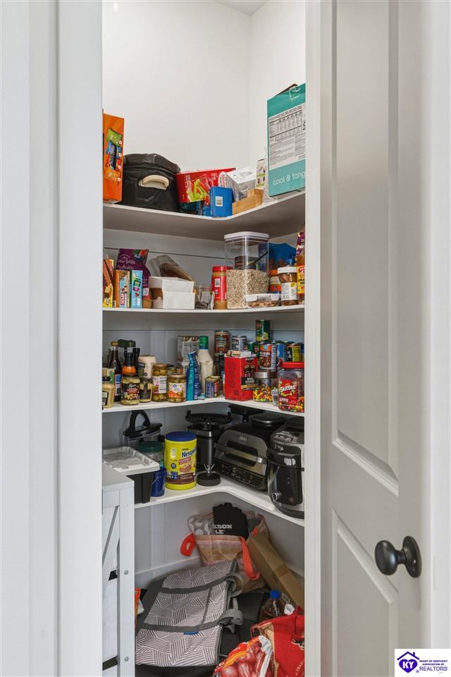 201 Plumpurdy Drive Property Photo 15