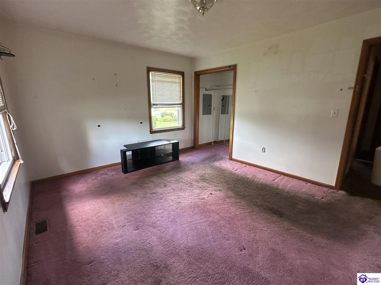 400 Lowell Avenue Property Photo 11