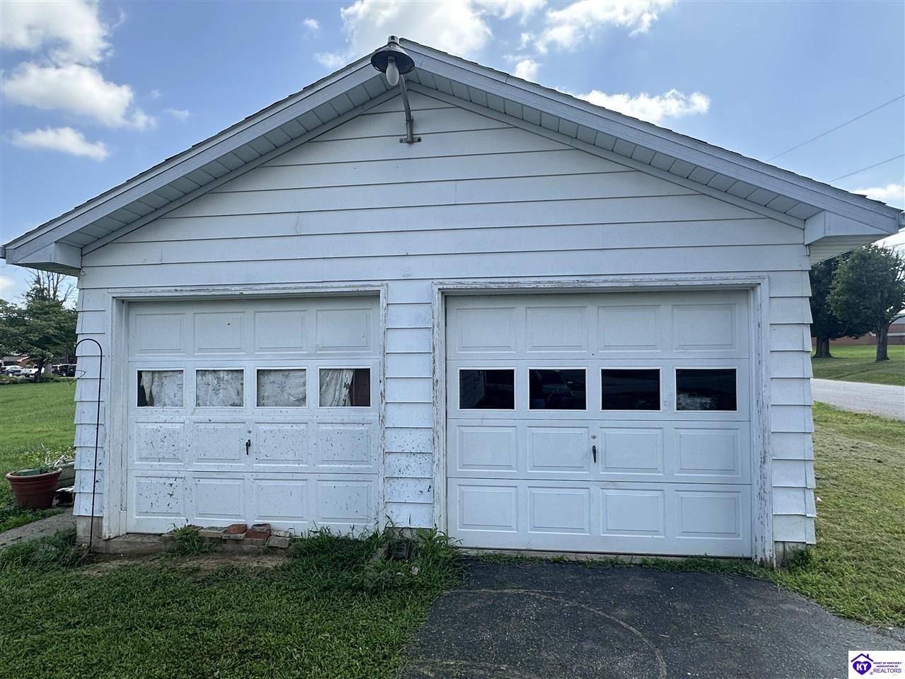 400 Lowell Avenue Property Photo 13