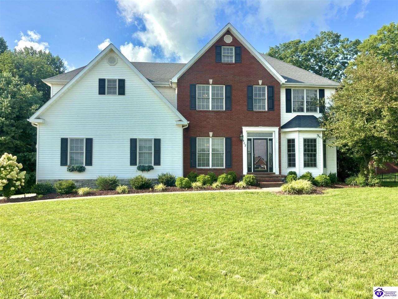 102 Warbler Circle Property Photo 1