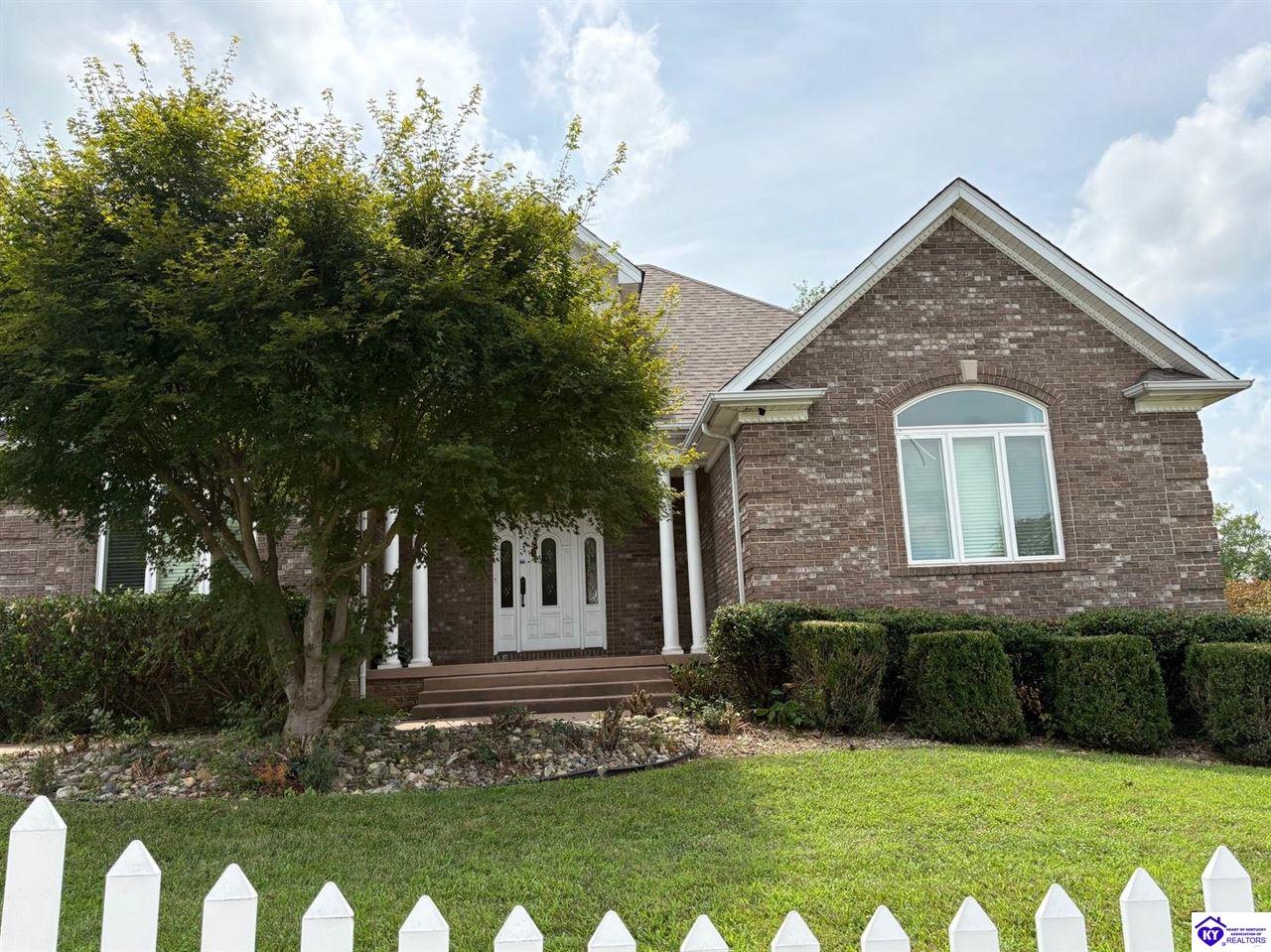508 Langley Trace Property Photo 4