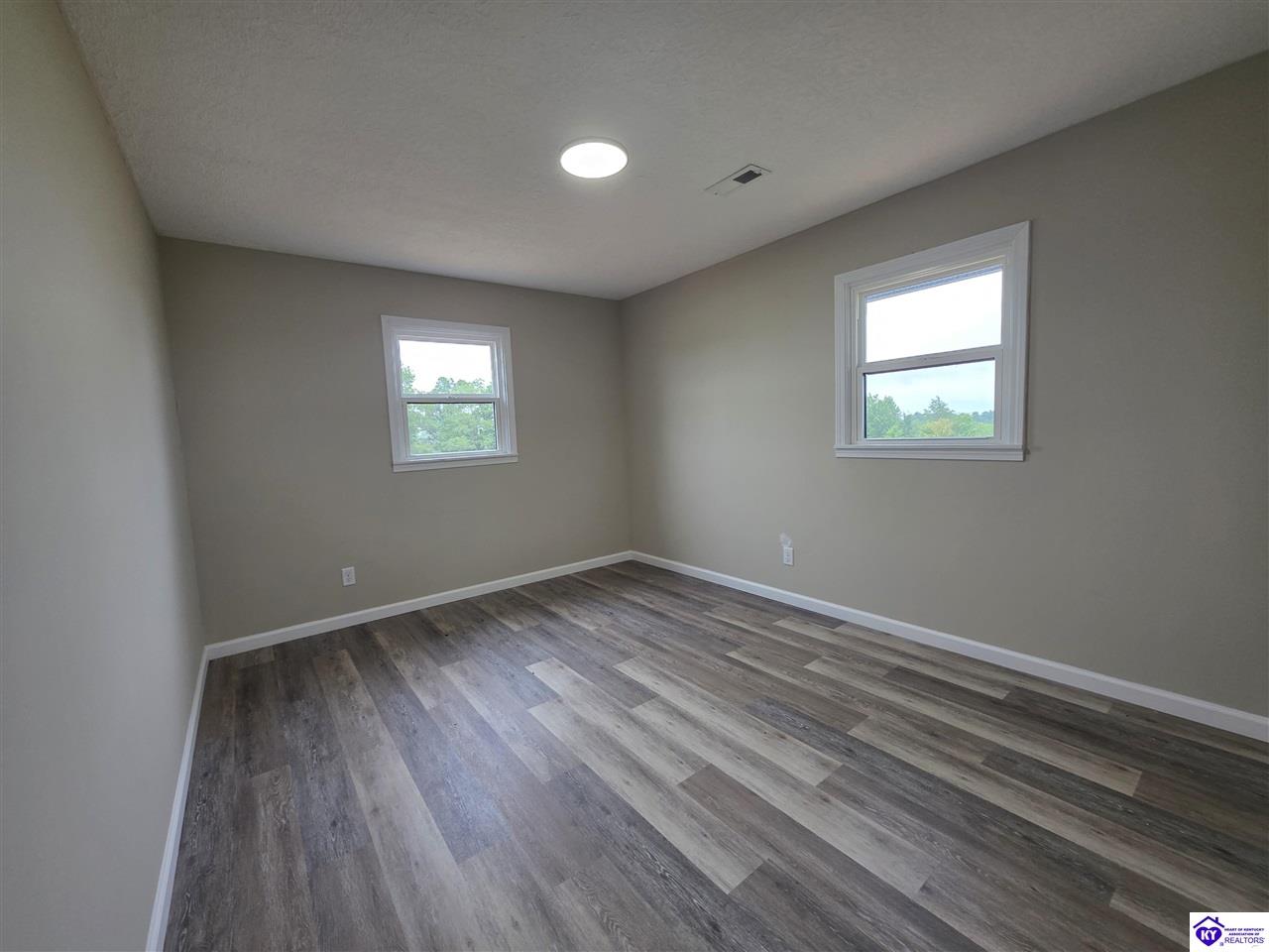 7792 Peonia Road Property Photo 14