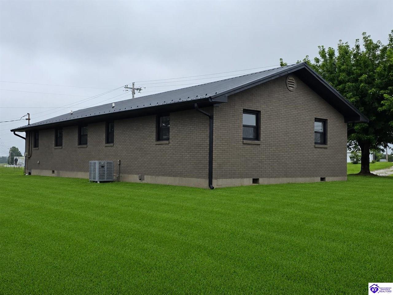 7792 Peonia Road Property Photo 19