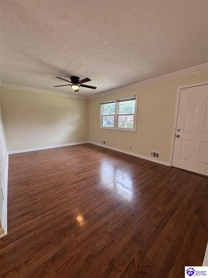 108 Wedgewood Court Property Photo 7