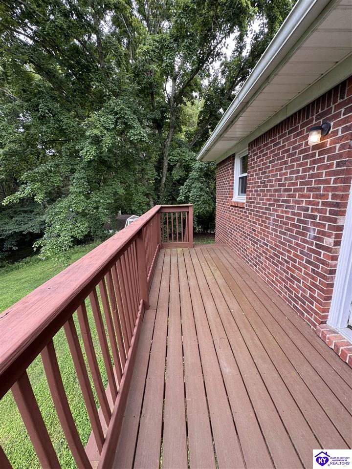 108 Wedgewood Court Property Photo 32