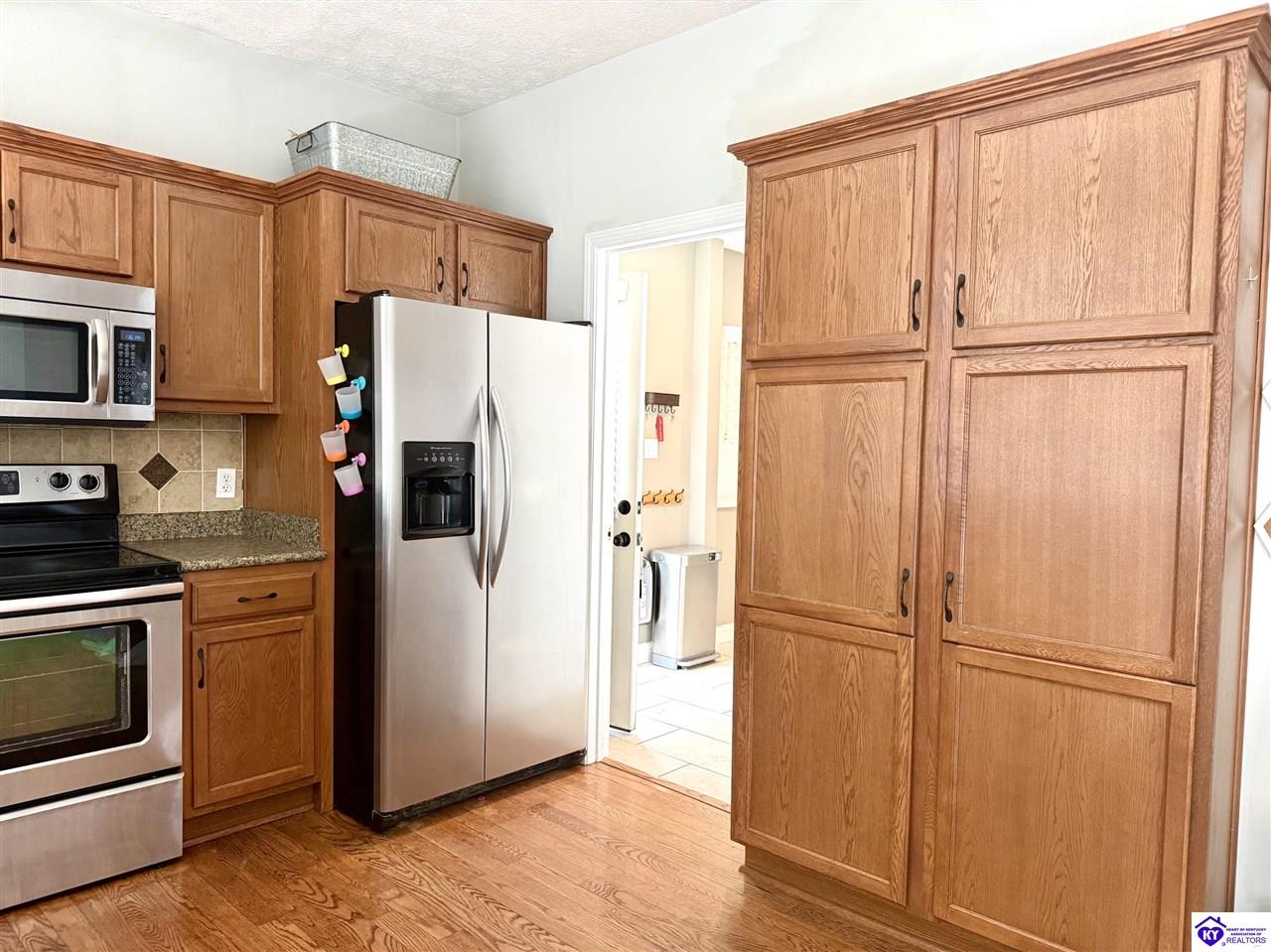 149 Iron Gate Place Property Photo 12