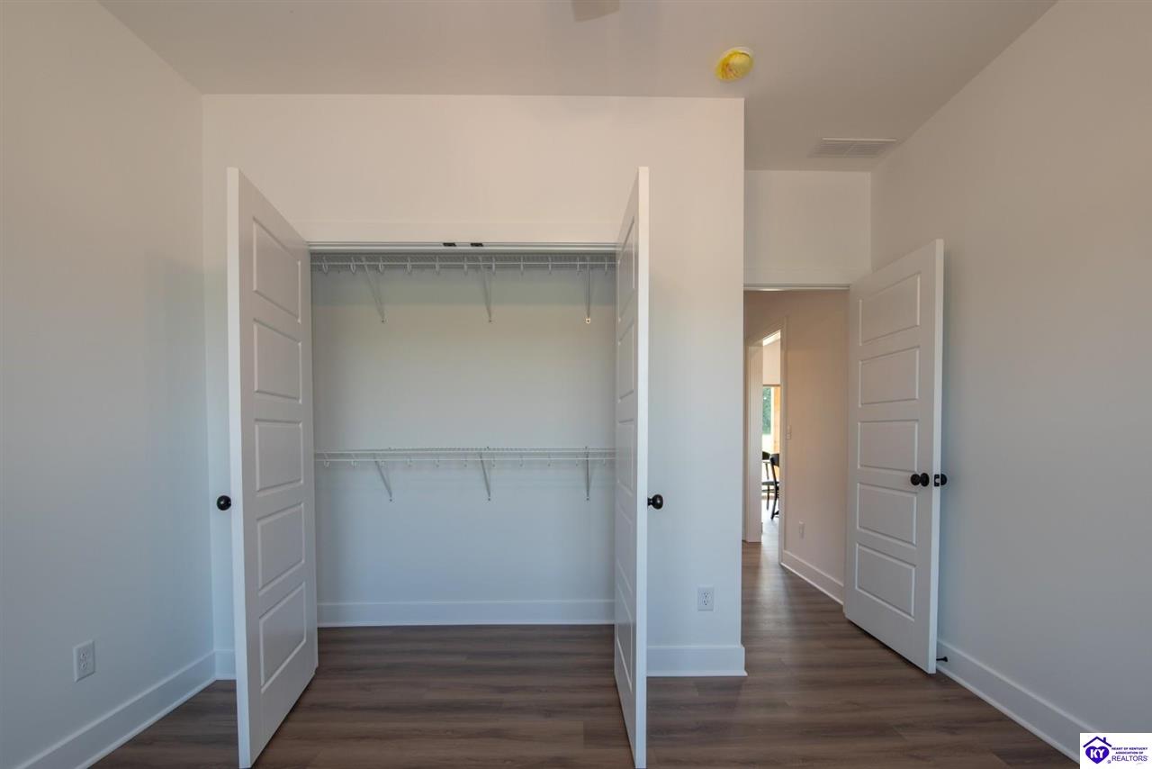 58 Sweet Grass Ct Property Photo 32