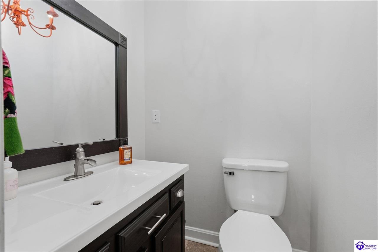 3140 Yorkshire Drive Property Photo 9