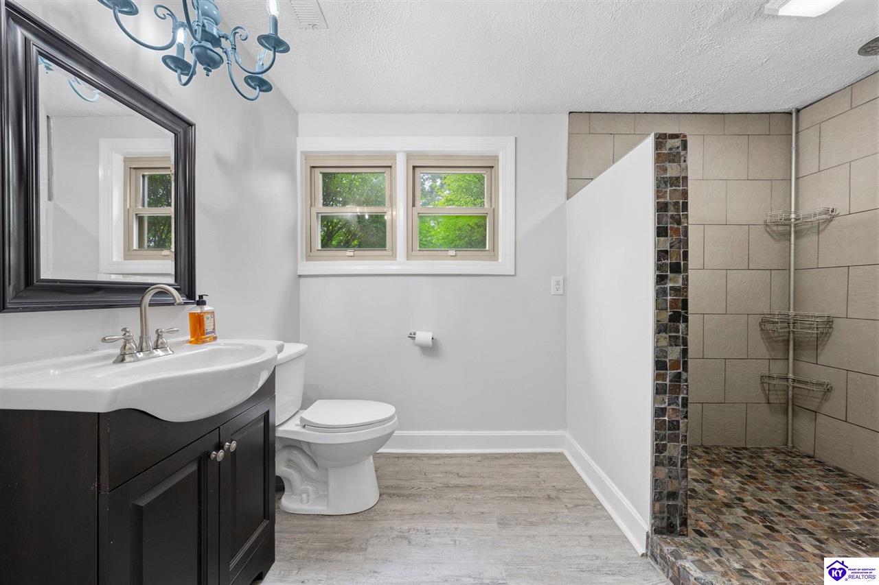 3140 Yorkshire Drive Property Photo 25