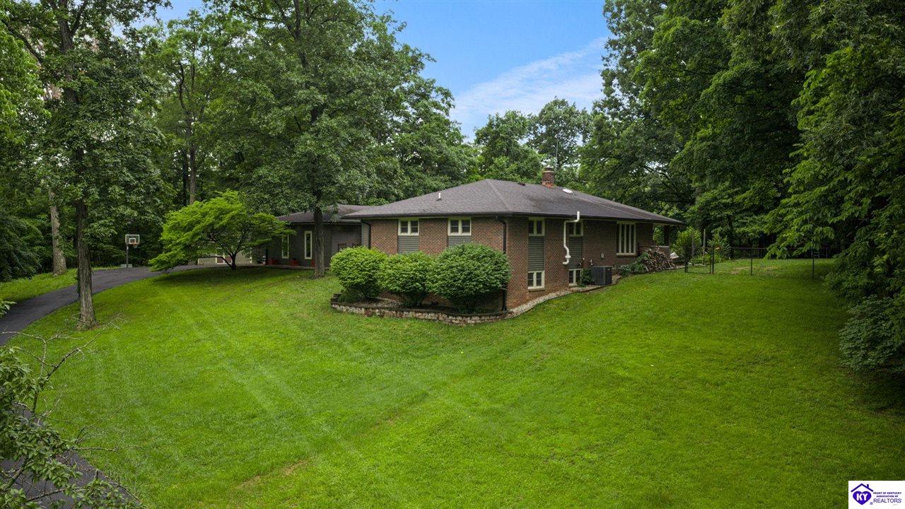 3140 Yorkshire Drive Property Photo 35