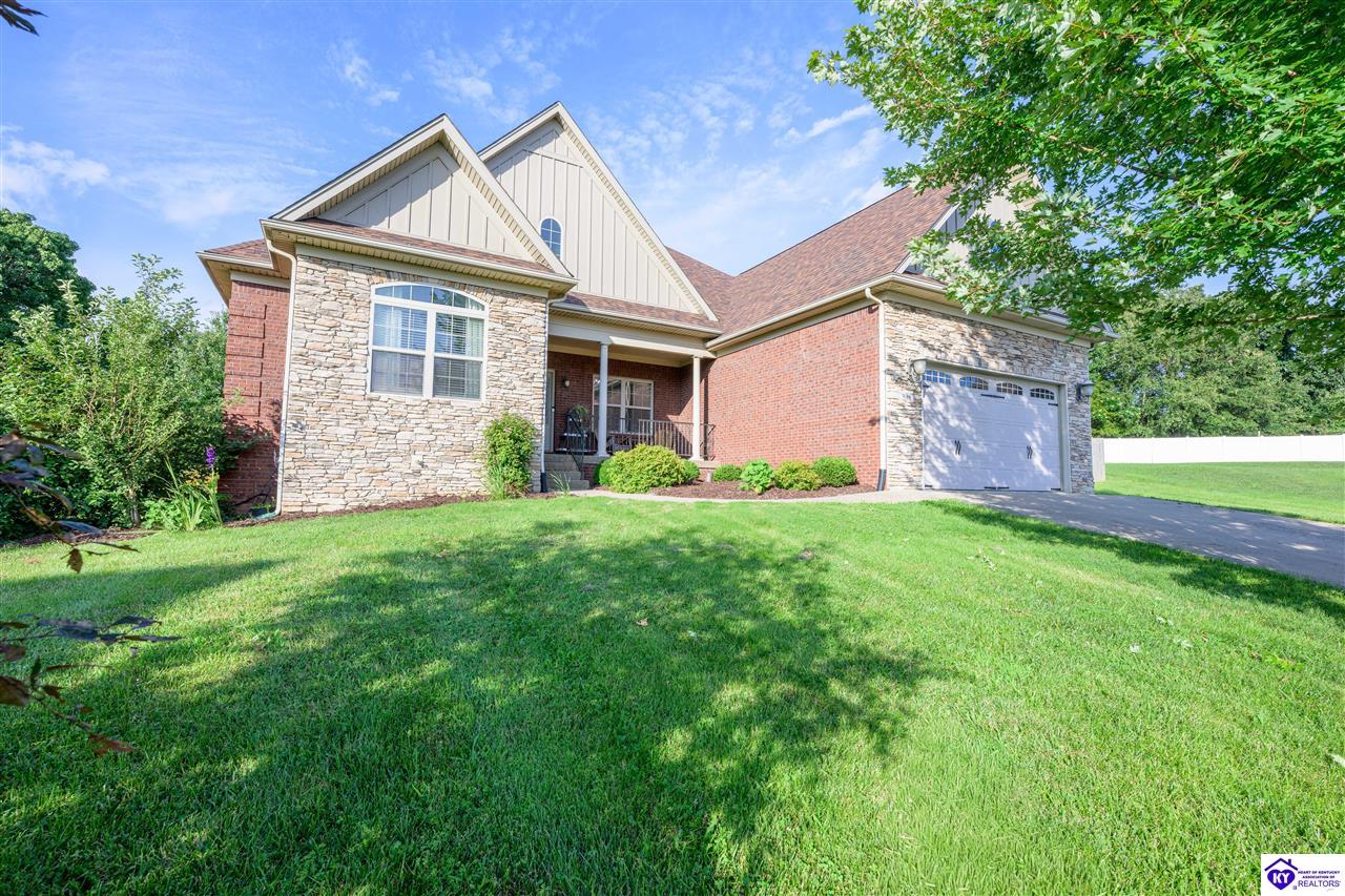 731 Vanderbilt Drive Property Photo 1