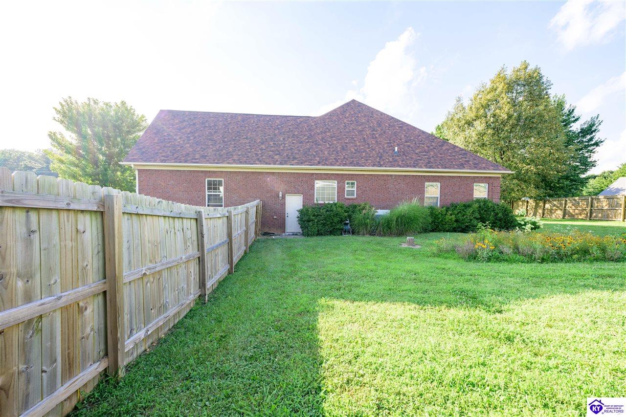 731 Vanderbilt Drive Property Photo 9