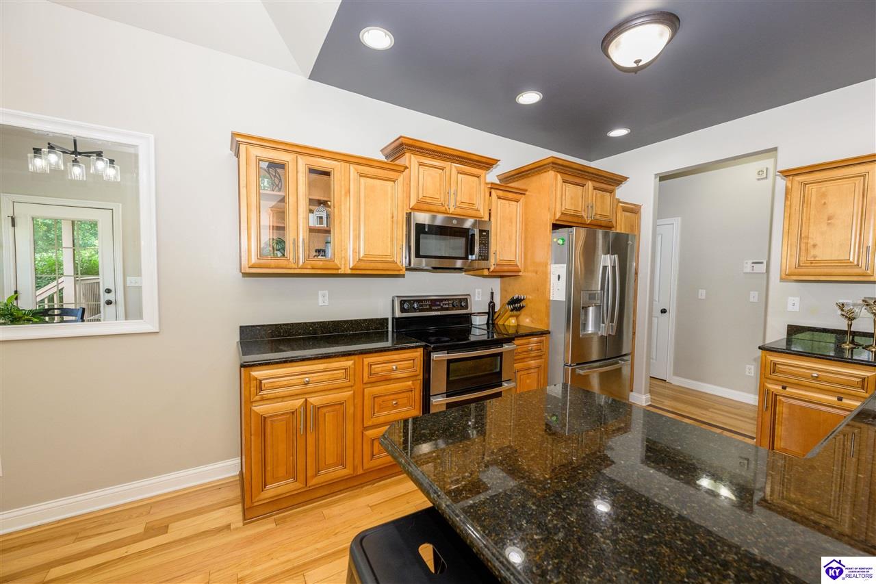 731 Vanderbilt Drive Property Photo 30