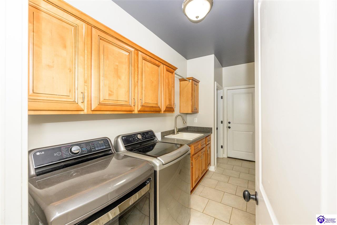 731 Vanderbilt Drive Property Photo 34