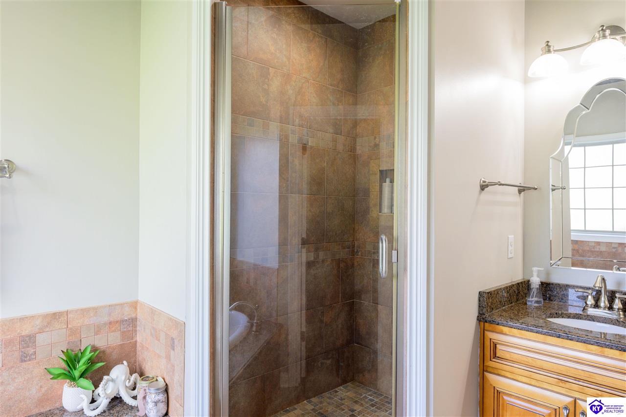 731 Vanderbilt Drive Property Photo 49