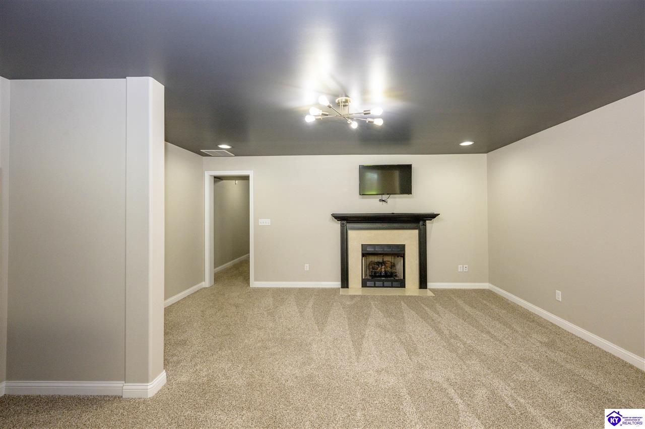 731 Vanderbilt Drive Property Photo 86