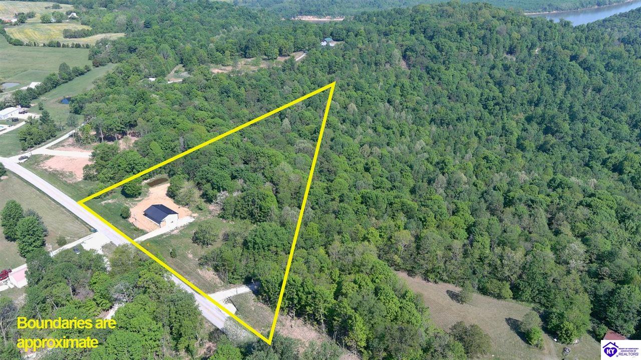 1622 Cedar Flat Road Property Photo 4