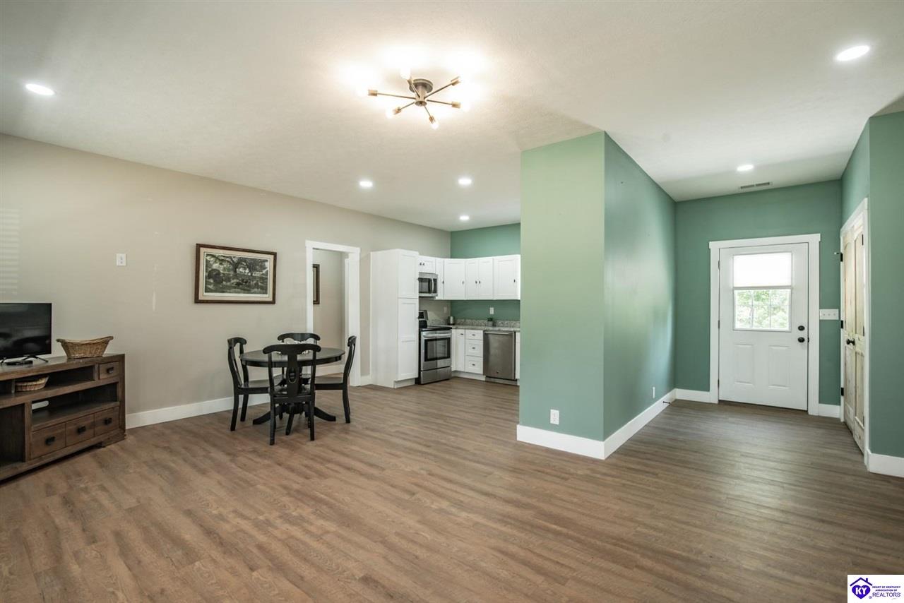1622 Cedar Flat Road Property Photo 8