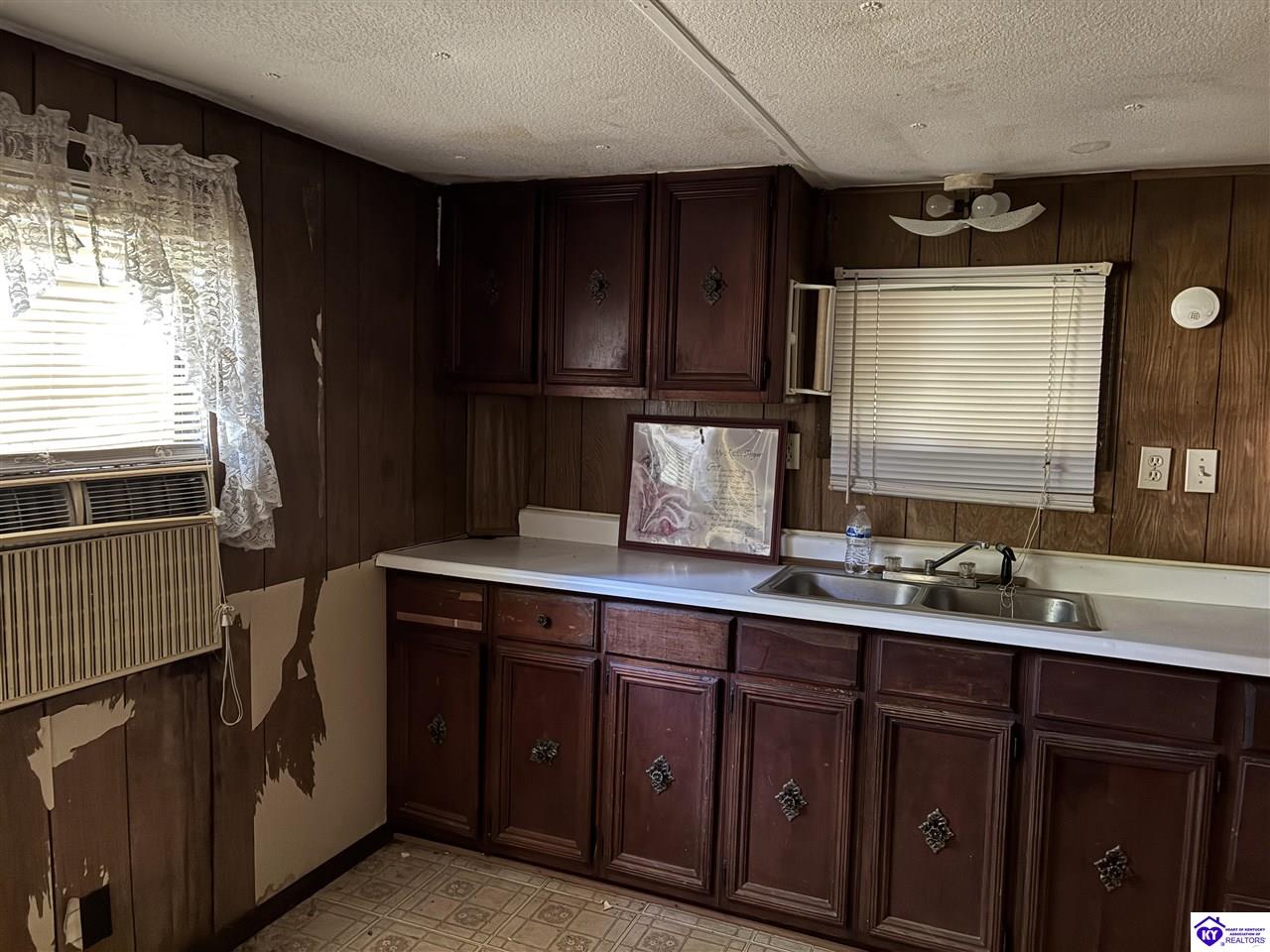 110 Stroud Decker Lane Property Photo 11