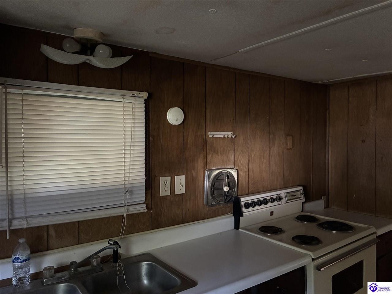 110 Stroud Decker Lane Property Photo 12