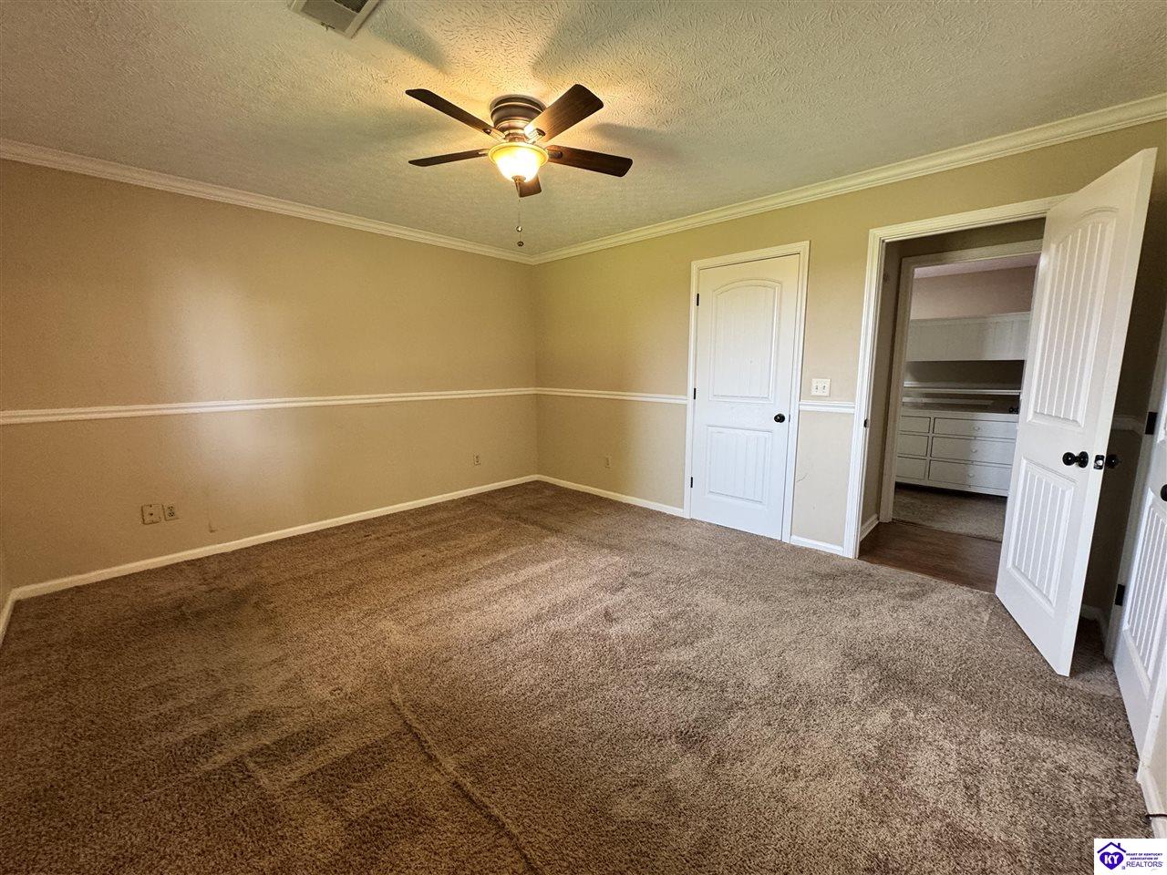 110 King Arthur Circle Property Photo 14