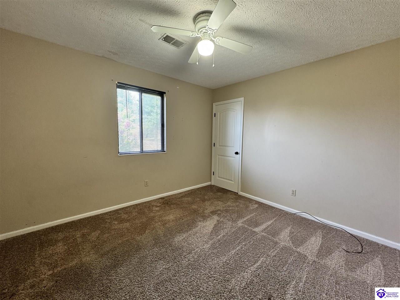 110 King Arthur Circle Property Photo 16