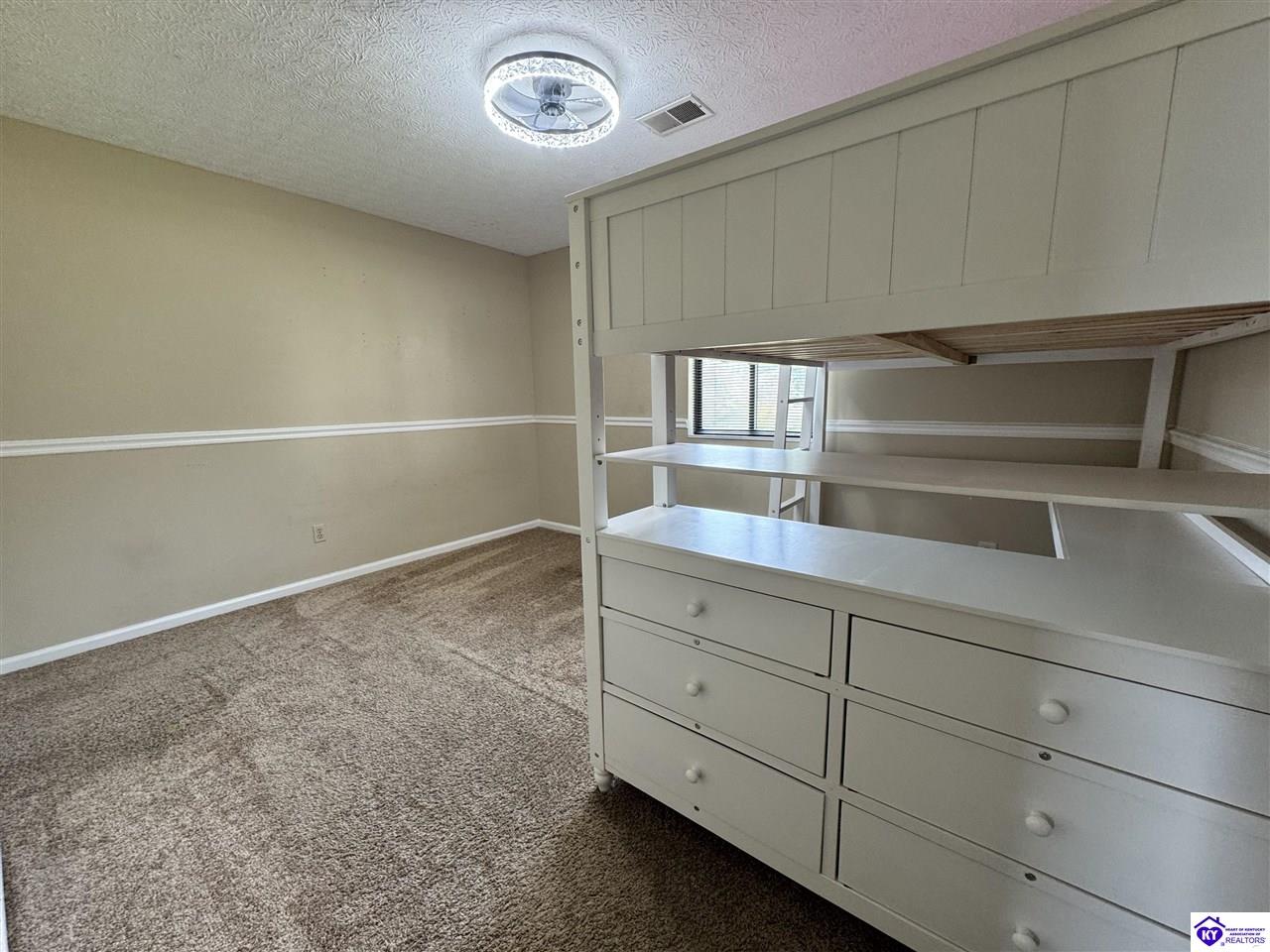 110 King Arthur Circle Property Photo 21