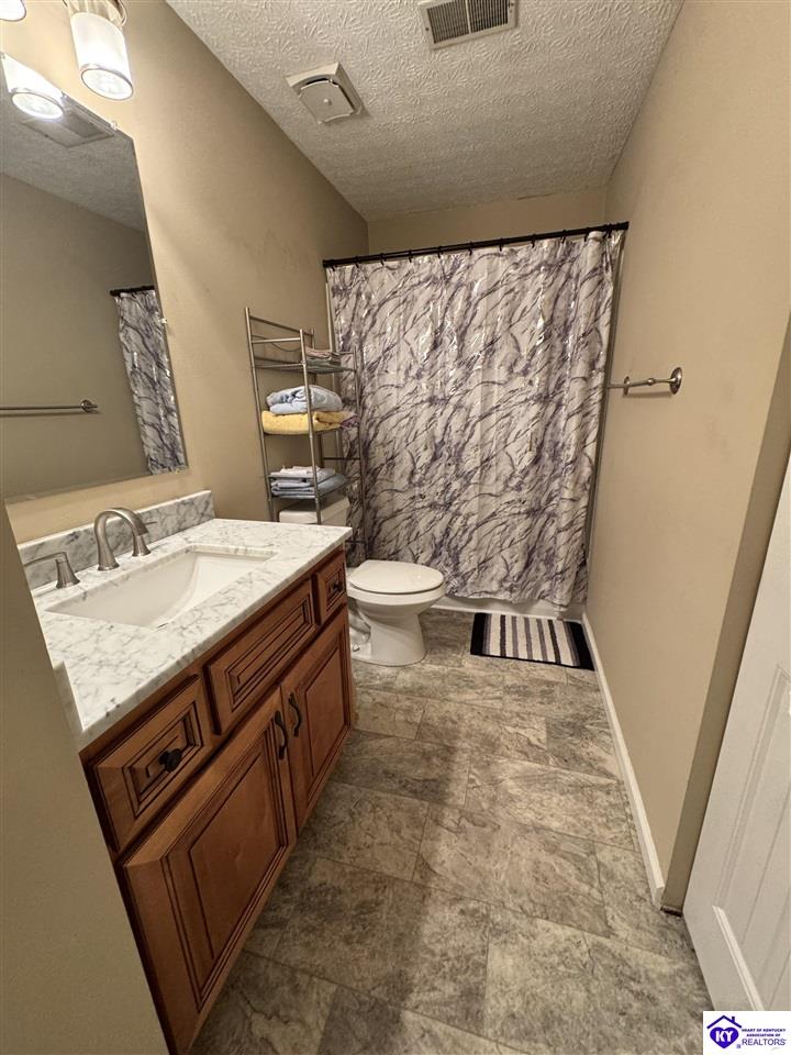 110 King Arthur Circle Property Photo 25