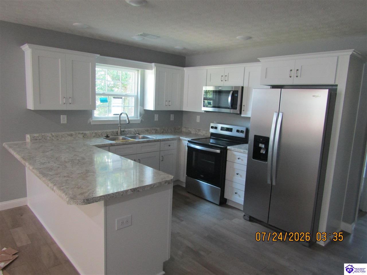 381 School Side Drive Property Photo 5