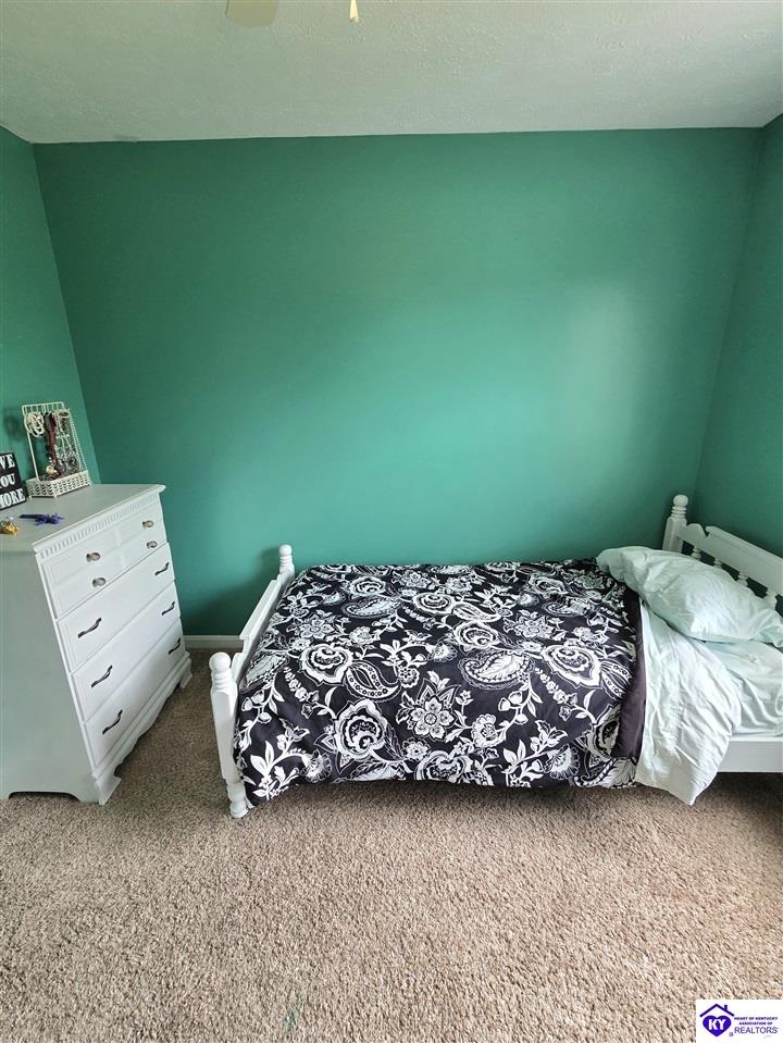 200 Greenleaf Drive Property Photo 44