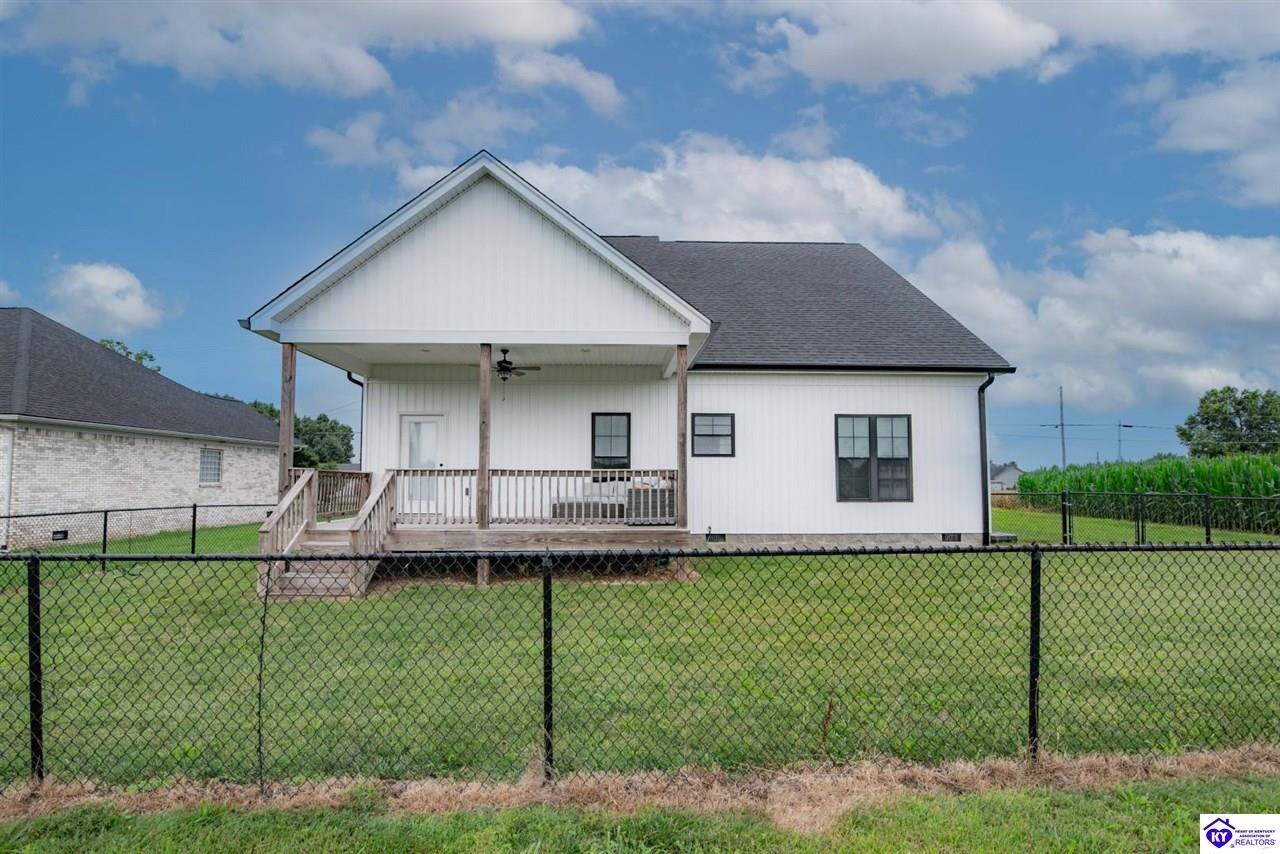 1576 Stringer Lane Property Photo 4