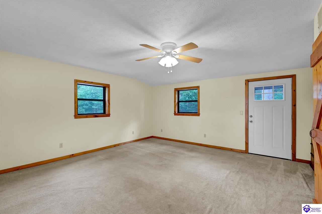 140 Hudson Road Property Photo 11