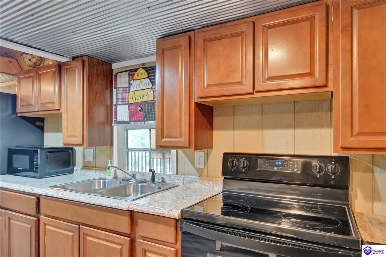 661 Pine Hurst Bay Property Photo 14
