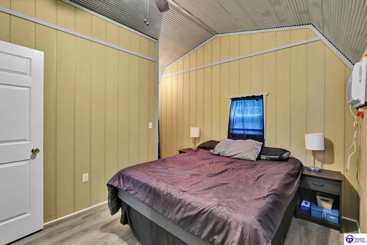 661 Pine Hurst Bay Property Photo 20