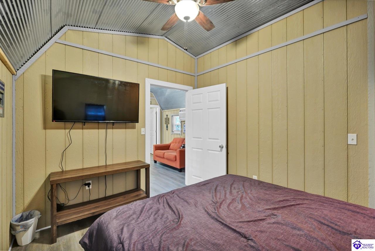 661 Pine Hurst Bay Property Photo 22