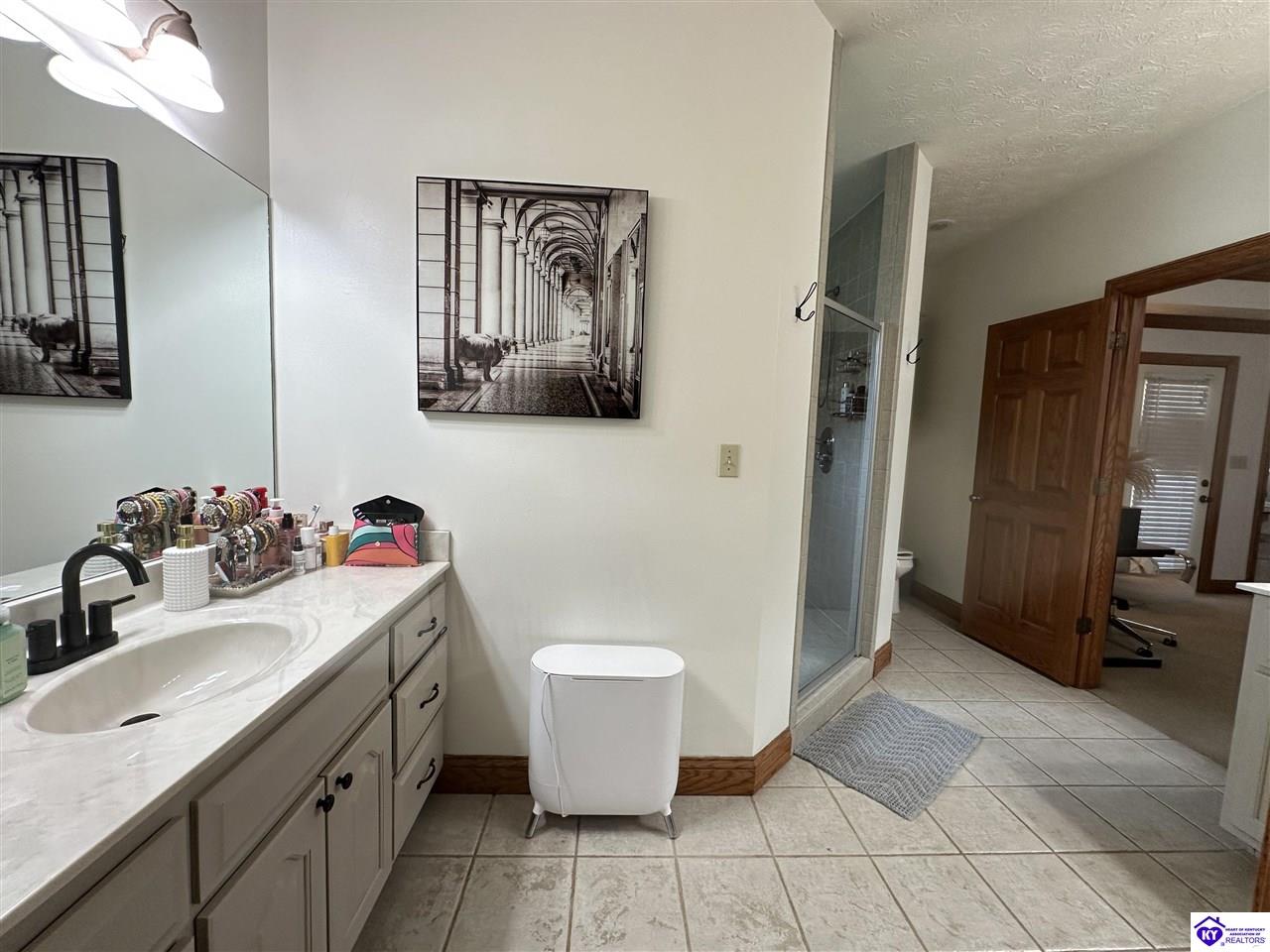 94 Hunter Trace Property Photo 24