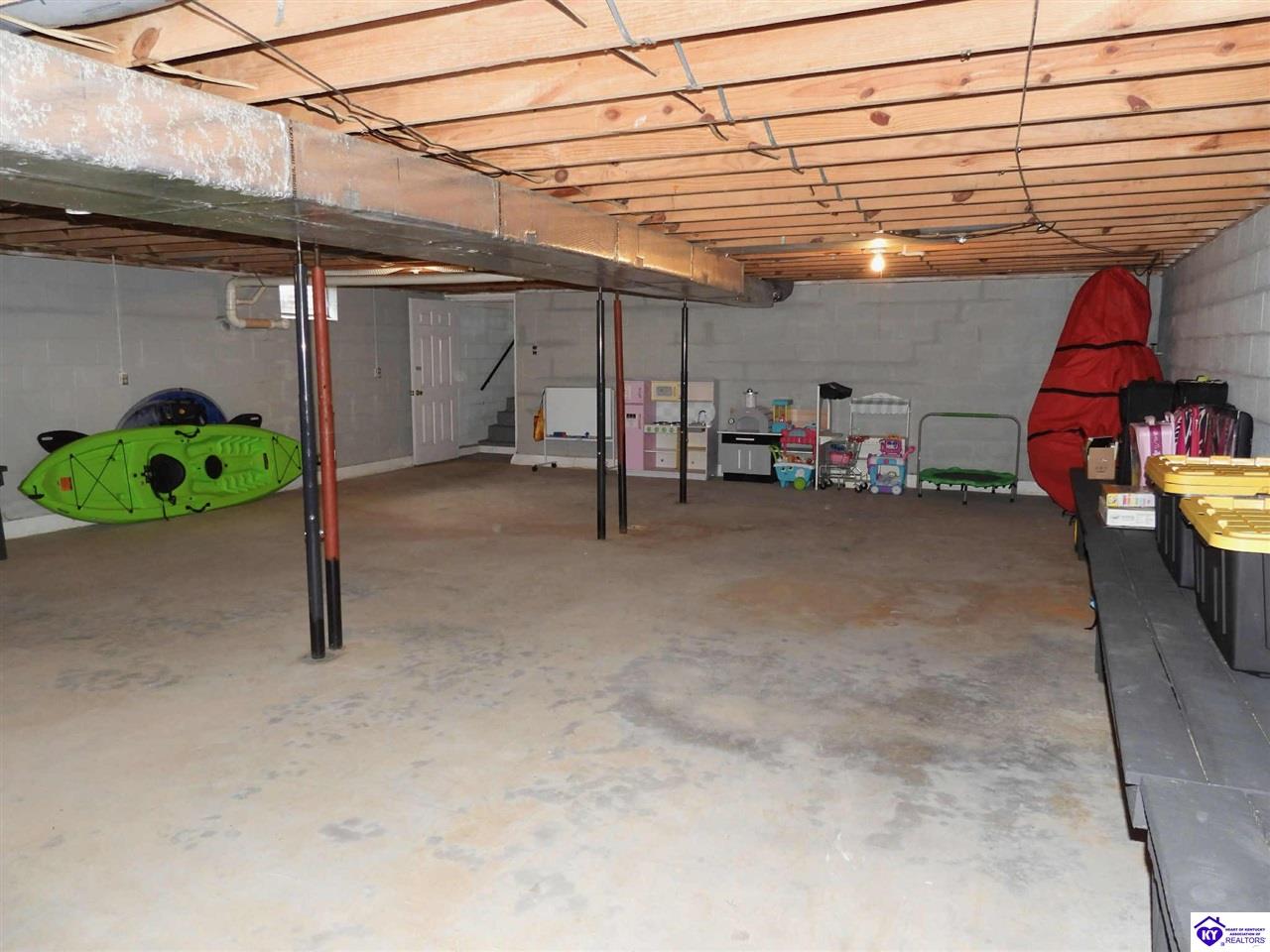 190 Kristi Lane Property Photo 27