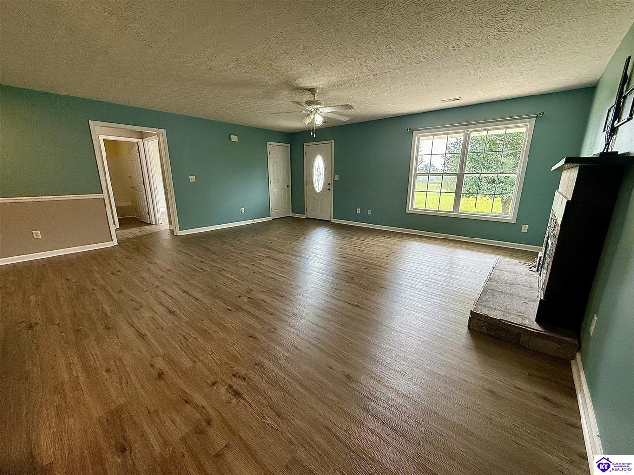 184 Allison Drive Property Photo 7