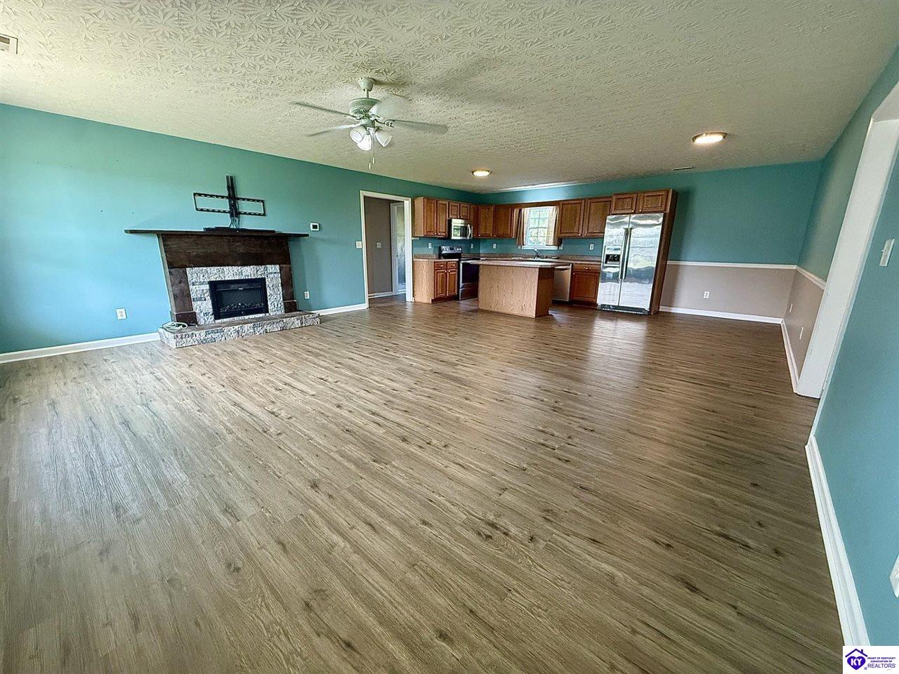 184 Allison Drive Property Photo 8